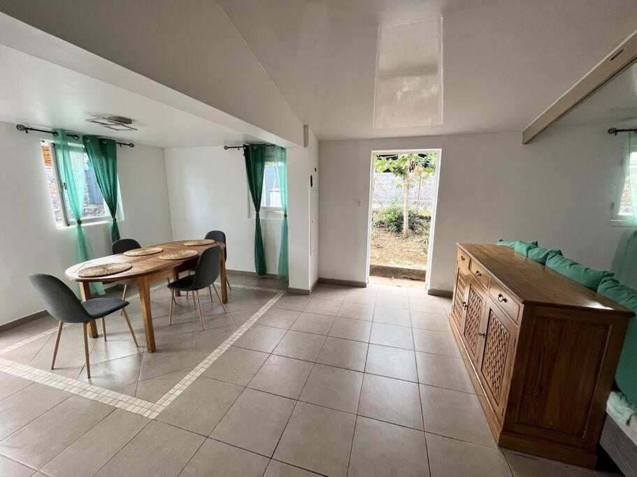 La Casita Creole Villa Avec Piscine Et Jacuzzi Saint Pierre Buitenkant foto